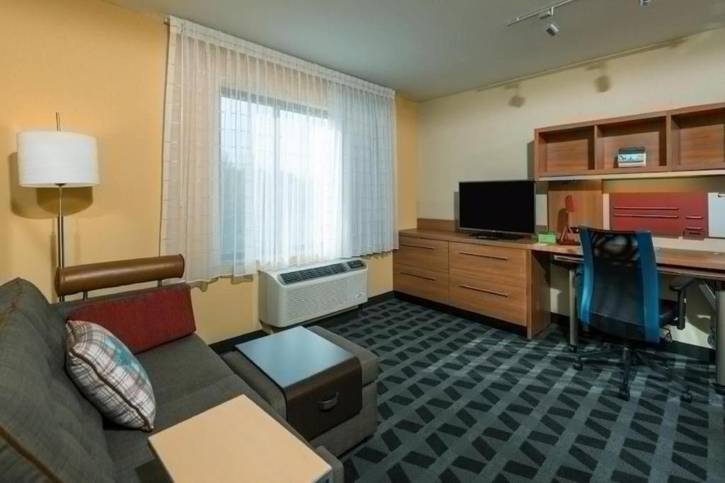 ทาวน์เพลส สวีท บันกอร์ Hotel บังกอร์ ภายนอก รูปภาพ
