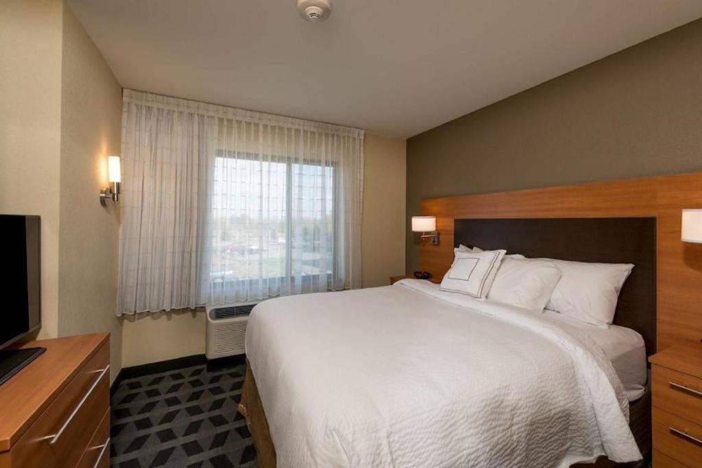 ทาวน์เพลส สวีท บันกอร์ Hotel บังกอร์ ภายนอก รูปภาพ